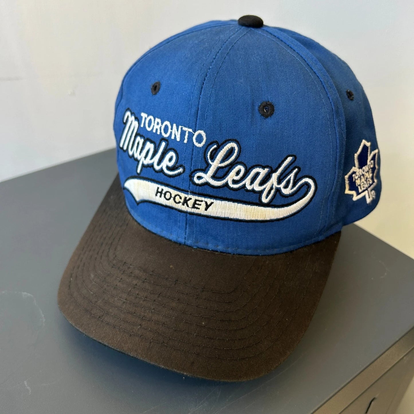 VINTAGE 90s | Toronto Maple Leafs NHL Script Starter Snapback Hat sz OS