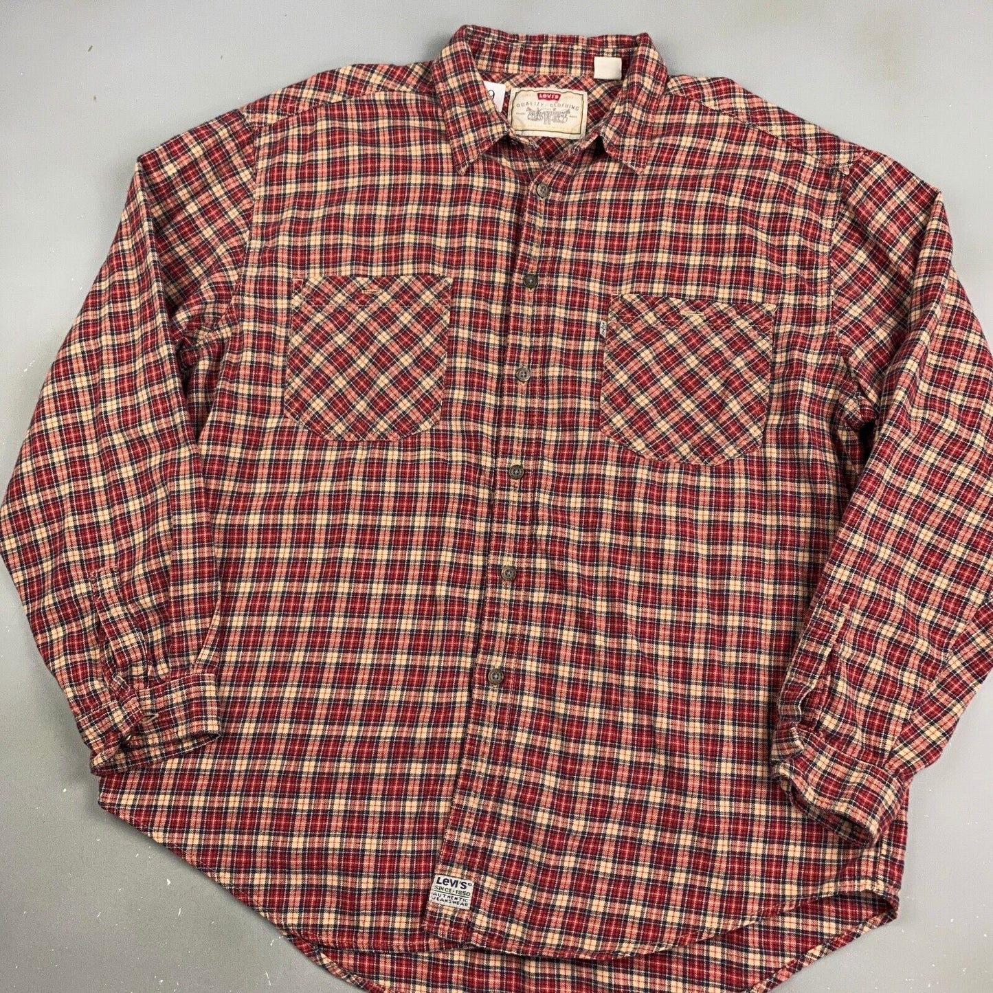 VINTAGE LEVIS Red Plaid Flannel Button Up Shirt sz XL Adult