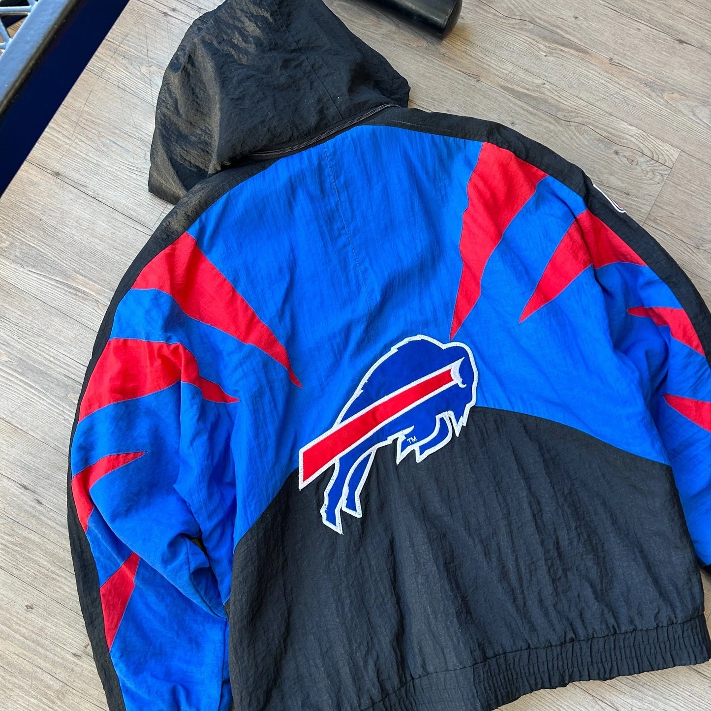 VINTAGE | Buffalo Bills NFL Authentic Pro Line Apex One Zip Puffer Jacket sz M