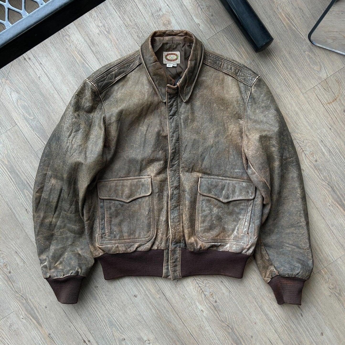 VINTAGE | Banana Republic A2 Flight Leather Bomber Jacket sz 44 M/L