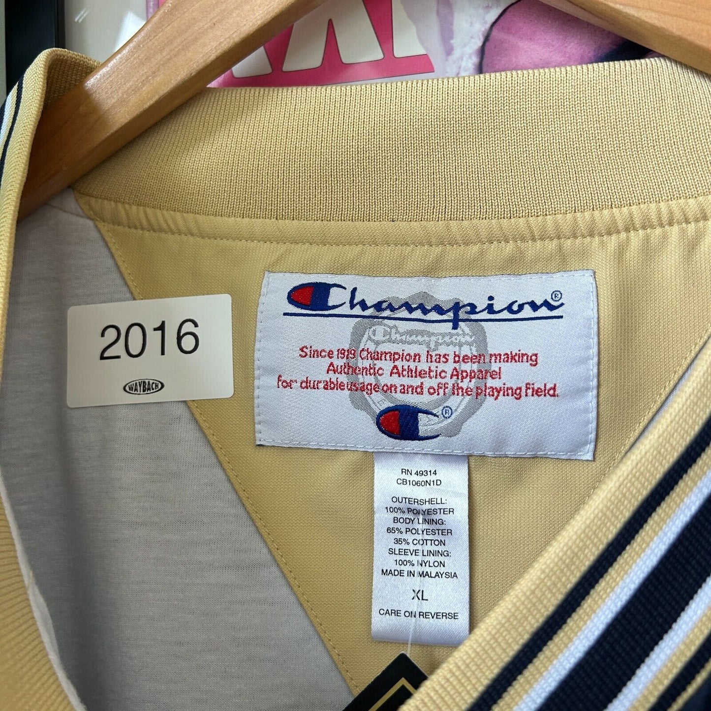 VINTAGE | Notre Dame Champion Pullover Windbreaker Jacket sz XL Adult