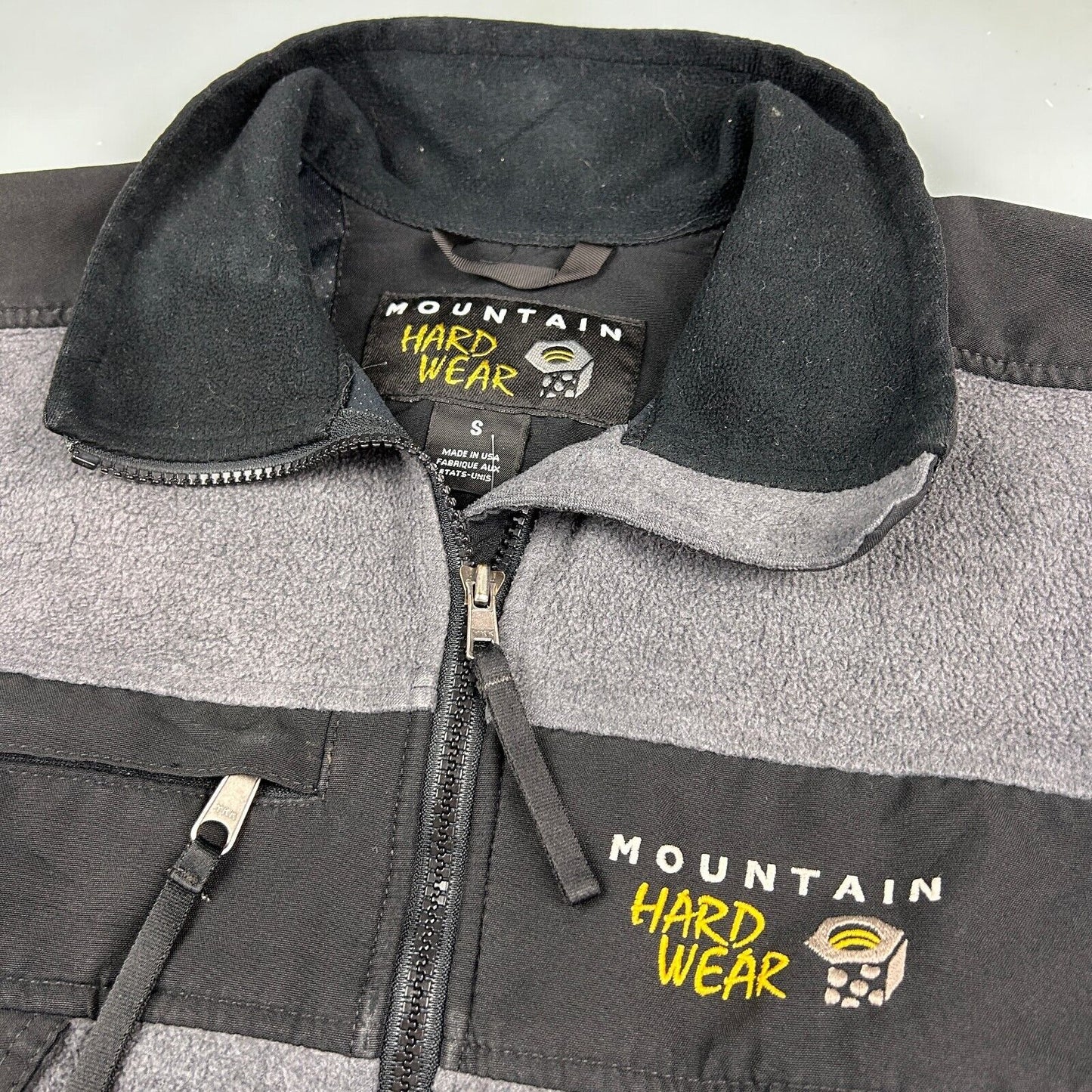 VINTAGE Mountain Hard Wear Zip Up Gore Windstopper Fleece Sweater sz Small Adult
