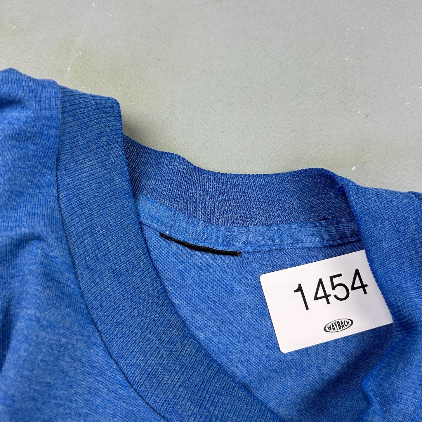 VINTAGE 90s Blank Blue Single Stitch T-Shirt sz Large Adult