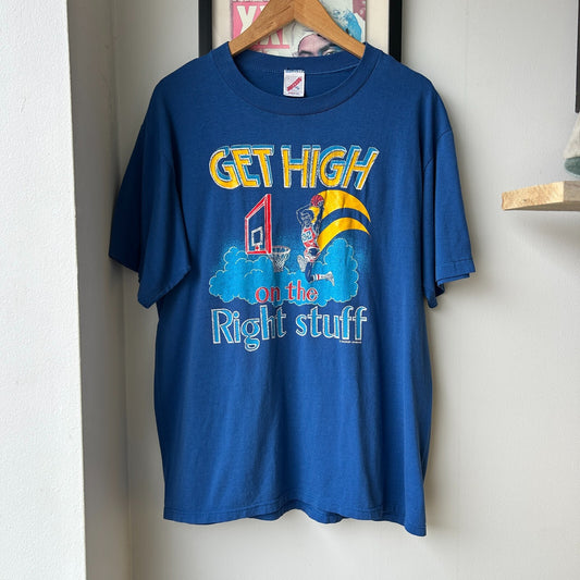 VINTAGE 80s 90s | Get High On The Right Stuff Basketball T-Shirt sz L
