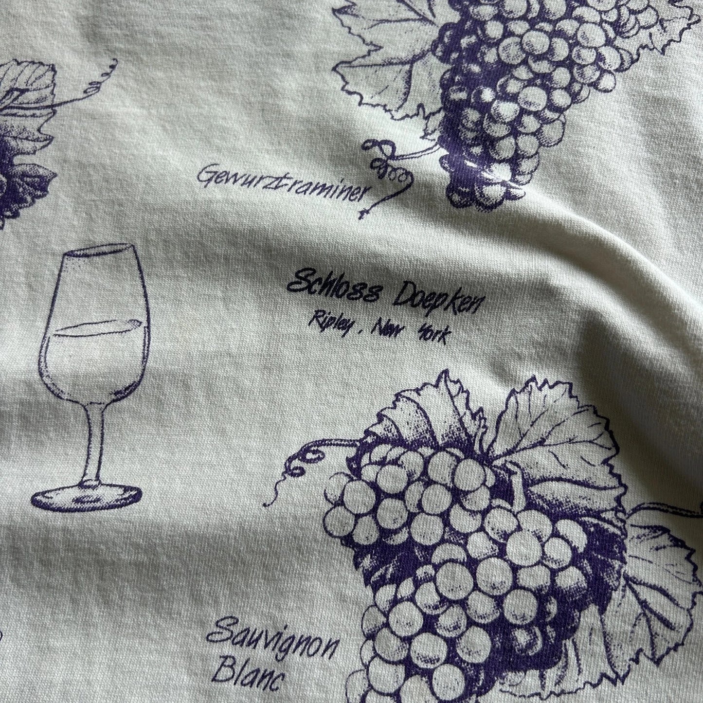 1990s | Sommelier All Over Wine Print Ripley New York T-Shirt sz L