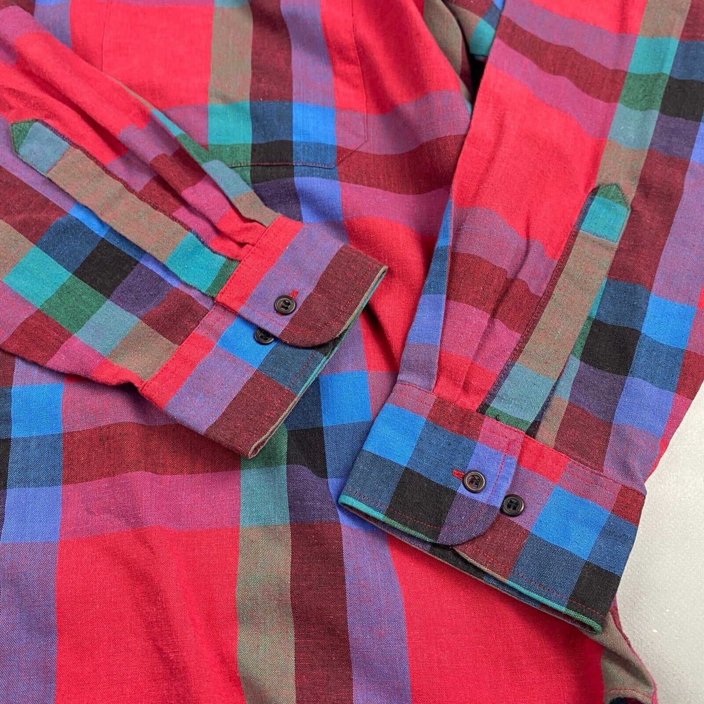 VINTAGE Van Heusen Striped Cotton Blend Button Up Shirt sz XL Men