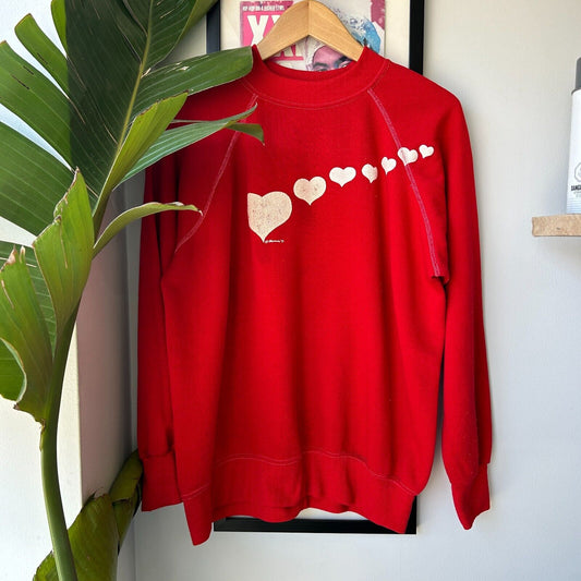 VINTAGE 80s | Flying Hearts Red Crewneck Sweater sz L Adult