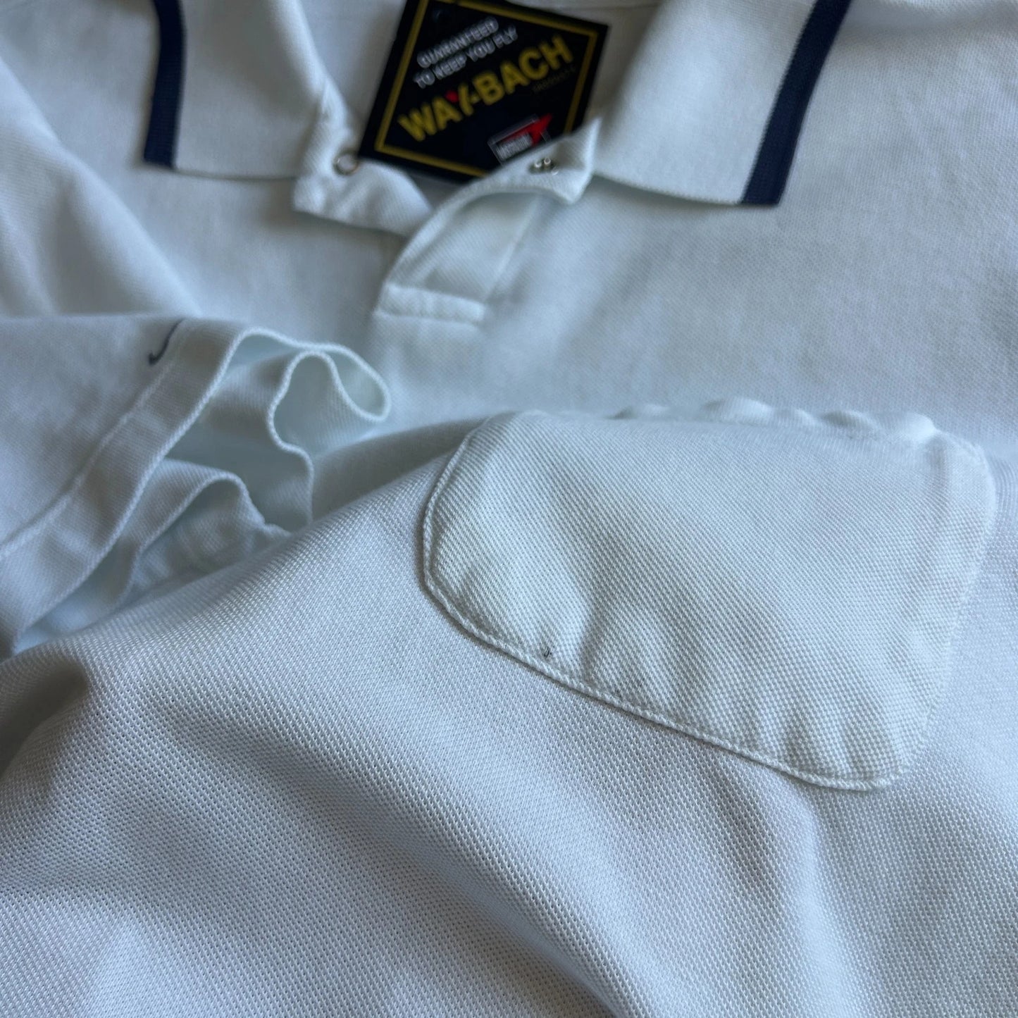 1990s | NIKE Mini Swoosh White Button Snap Polo Shirt sz M/L