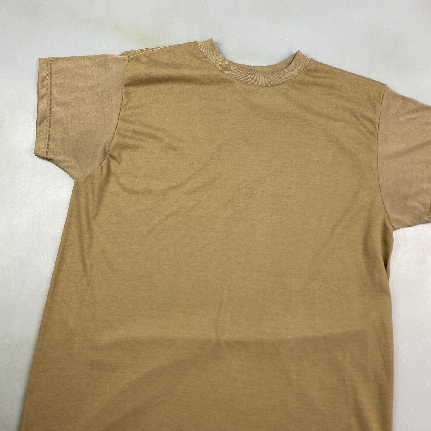 VINTAGE 90s Military Troop Blank Brown T-Shirt sz Medium Men