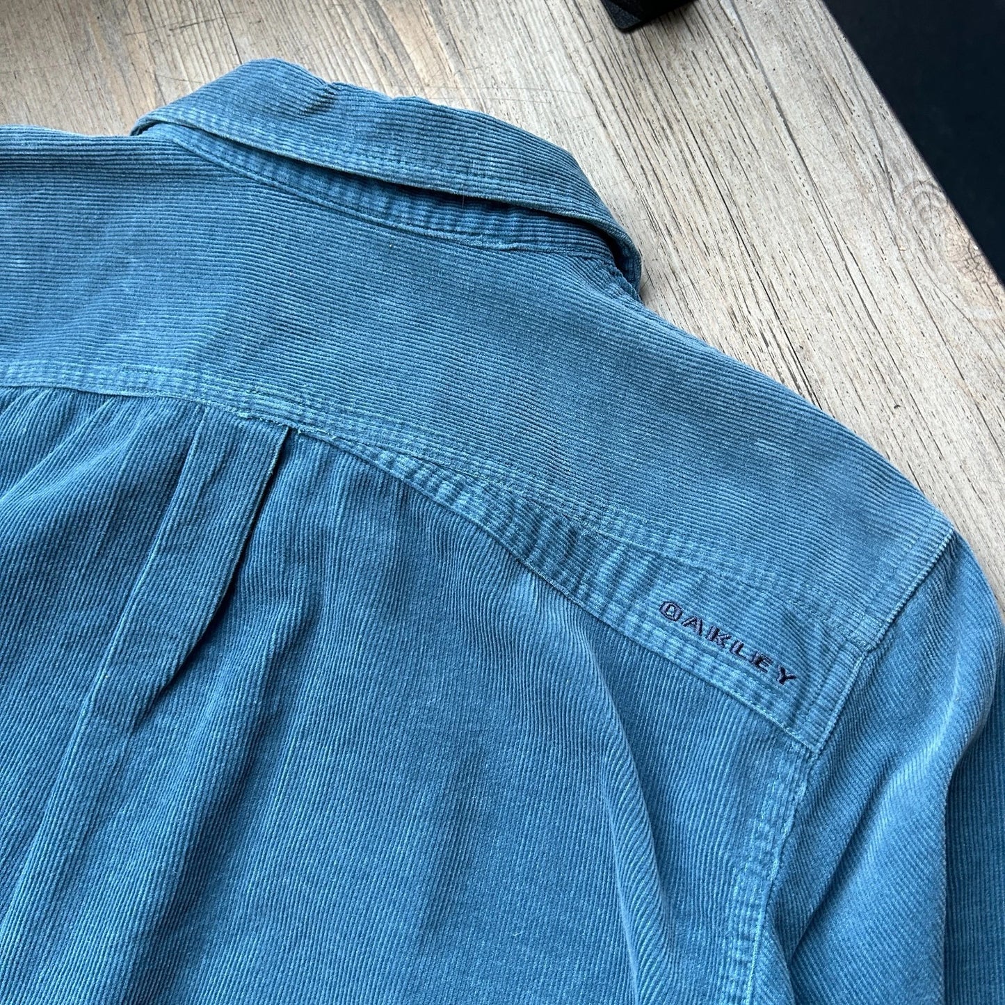 OAKLEY | Technical Corduroy Western Button Down Shirt sz M/L