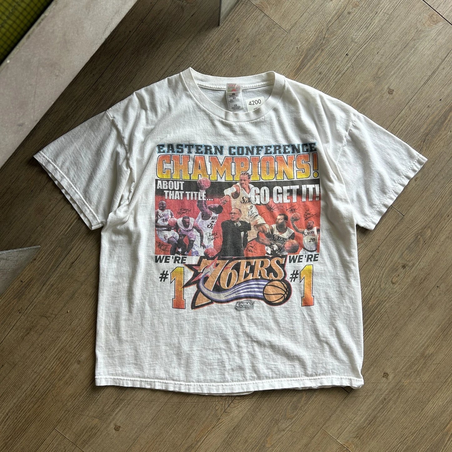 VINTAGE 2001 | Philadelphia 76ers Iverson NBA Playoffs Basketball T-Shirt sz XL