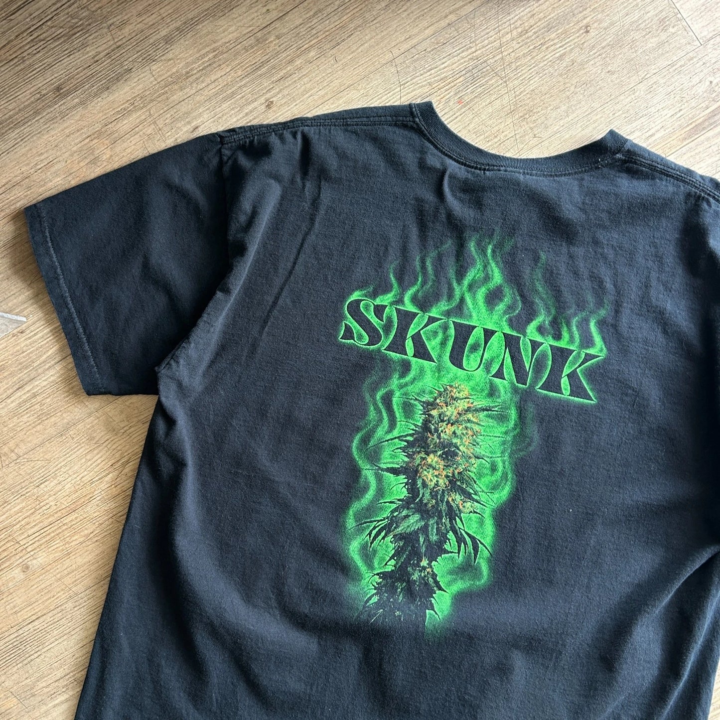 VINTAGE Y2k | Skunk Dank Pot Leaf Black T-Shirt sz XL