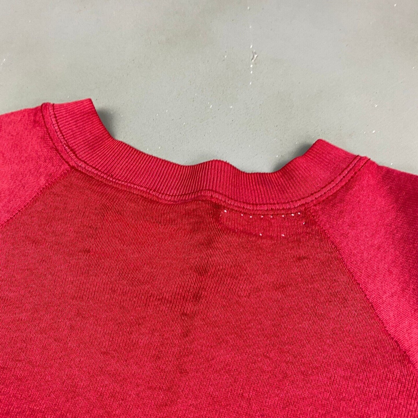 VINTAGE 90s Faded Blank Red Crewneck Sweater sz XL Adult