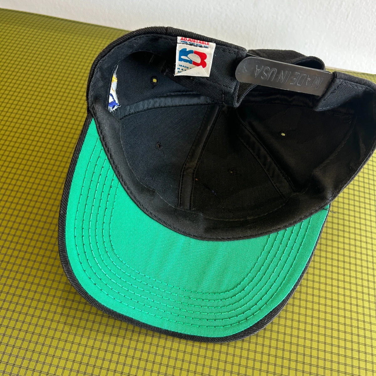 VINTAGE 1994 | NYC Marathon Running Snapback Hat sz OS