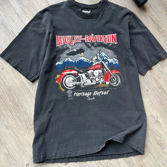 VINTAGE 90s | Harley Davidson Heritage Softail Canada Faded Biker T-Shirt sz M/L